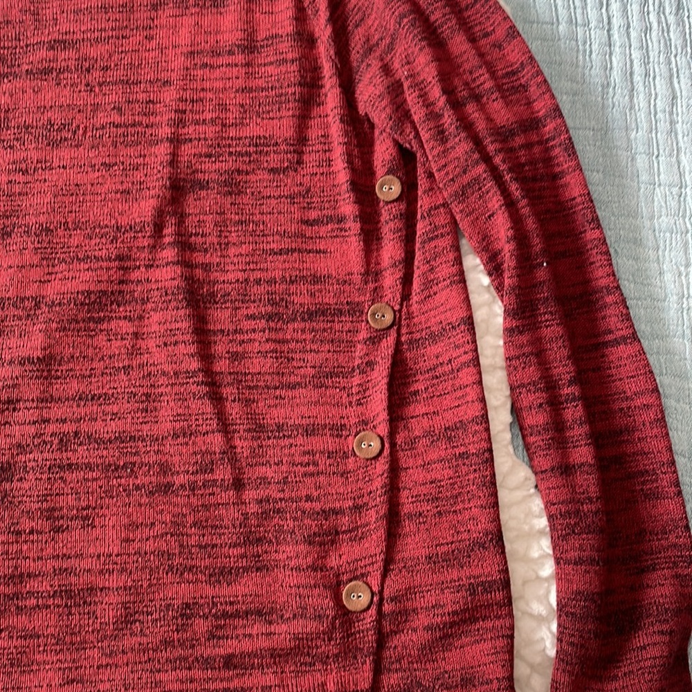 Cozy button side tunic 🌸 - Picture 3 of 5